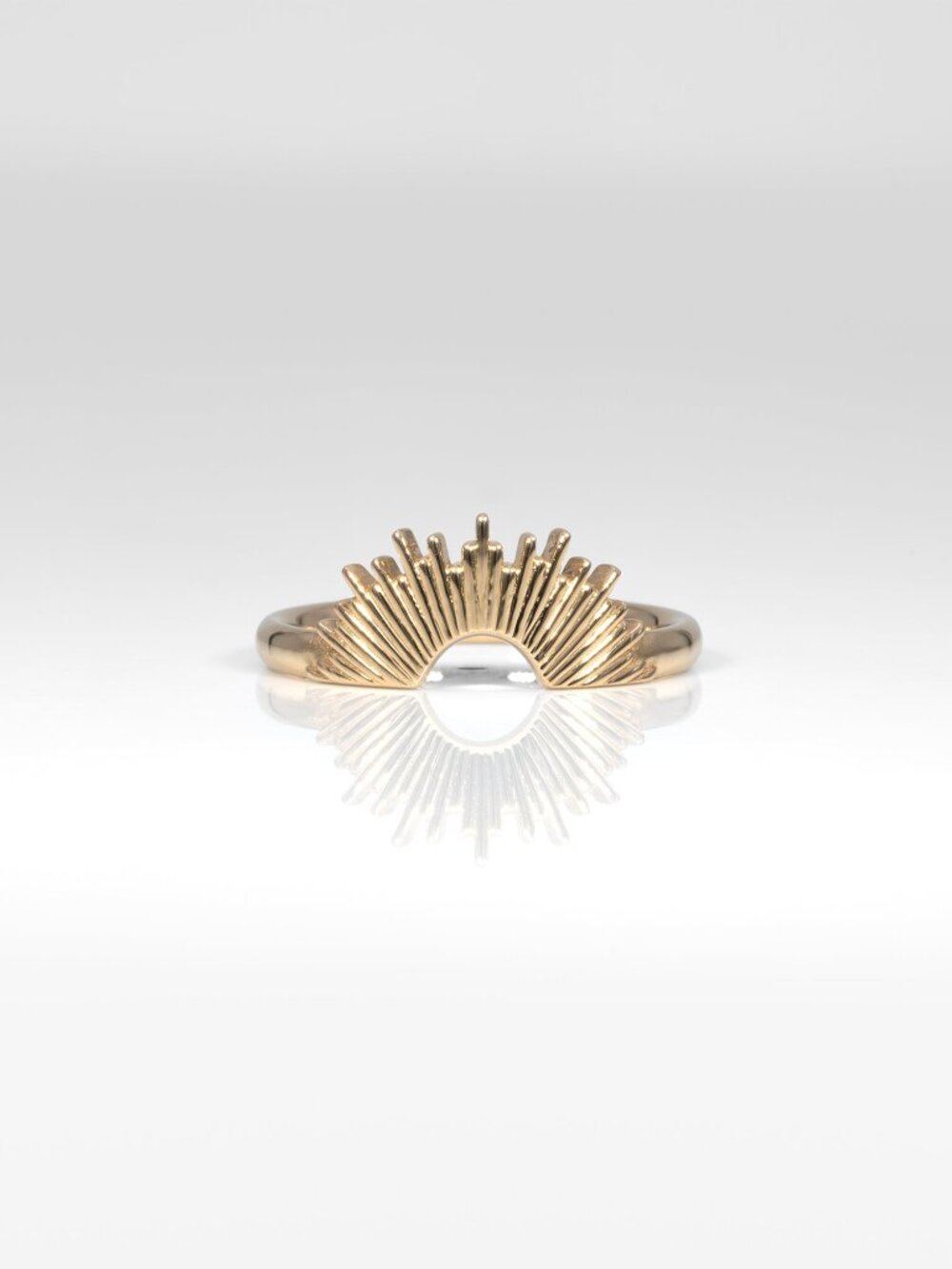 Crown Stackable Band in Solid 18K Yellow Gold – Regal Stacking Ring